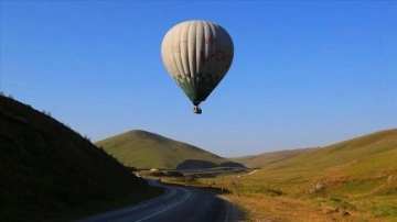 Ordu'da plato turizmini alevlendirmek düşüncesince sıcak hava balonu tecrübe uçuşu yapıldı