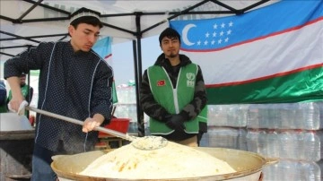 Özbek aşçılar Kilis'te depremzedeler düşüncesince kolları sıvadı