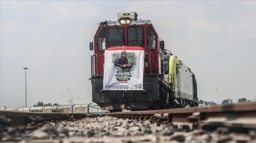 Pakistan'a iane materyali haiz beşinci "İyilik Treni" törenle uğurlandı