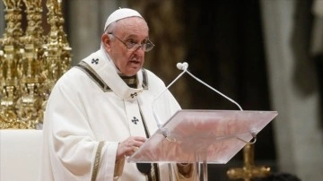 Papa Franciscus, anadan görme Noel mesajında 'krizlere hakkında diyalog' çağrısı yaptı