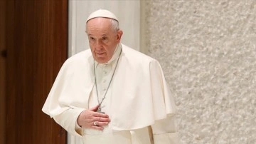 Papa Franciscus, kiliselerde sömürme edilen yerlilerle anlaşmak düşüncesince Kanada'da