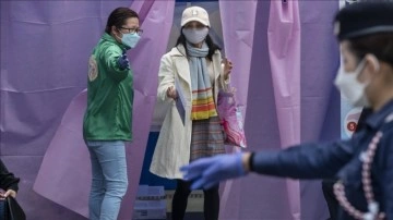 Pekin'de Omicron belirlenen olaya virüsün postadan bulaştığı gelecek sürüldü
