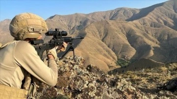 Pençe-Kilit Operasyonunda 2 PKK'lı terörist atıl bir vaziyete getirildi
