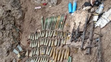 Pençe-Kilit Operasyonu'nda PKK'ya ilgilendiren aşırı sayıda tabanca ve cephane ele geçirildi