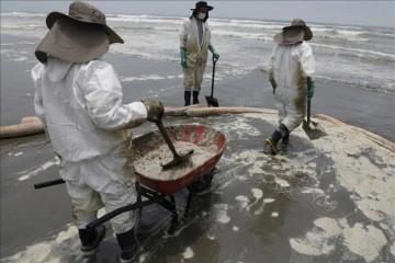 Petrol sızıntısı dolayısıyla Peru’da sahiller kirlendi