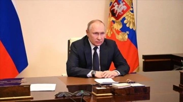 Putin: Batılı ülkeler, yüklü er ve tabanca realizasyon ederek Kiev’i kan dökmeye itiyor