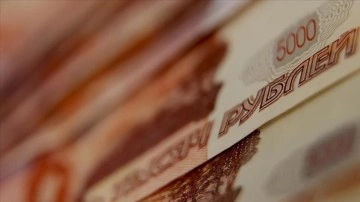 Rus rublesinde bedel kaybı hızlandı