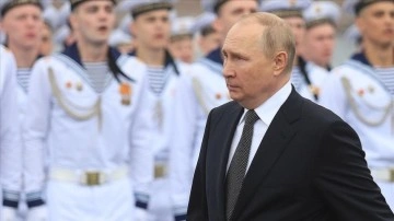 Rusya Devlet Başkanı Putin, ülkesinin yeni çokluk doktrinini imzaladı