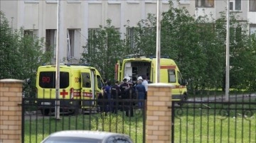 Rusya'nın İjevsk kentinde okula planlı silahlı saldırıda 6 insan öldü