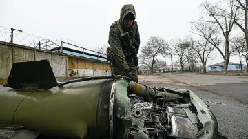 Rusya'nın, Ukrayna'da askeri birliğe düzenlemiş olduğu saldırıda kısaca 70 er öldü