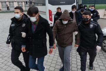 Samsun'da DEAŞ'tan 9 kişi sınır dışı, 3 kişinin sorgusu sürüyor