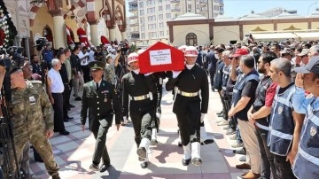Şehit Topçu Uzman Çavuş Cirnooğlu, Kilis'te akıbet yolculuğuna uğurlandı
