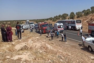 Şırnak'ta yolcu otobüsü ile otomobil çarpıştı: 1 ölü, 12 yaralı