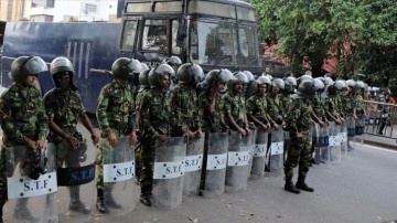 Sri Lanka, hesaplı çöküntü dolayısıyla askeri enerjisini azaltacak