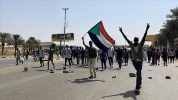 Sudan Başbakanı Hamduk: Durum 24 Ekim'deki biçimine art getirilmeli