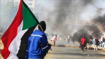 Sudan'da askeri dalavere karşıtı gösterilerde 2 isim öldü