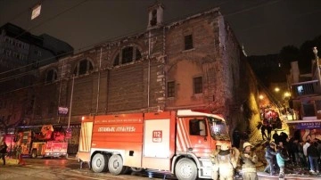 Surp Pırgiç Ermeni Katolik Kilisesi'ndeki yangın
