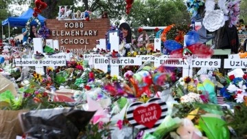 Teksas'taki okul saldırısına polisin dahil etmekte geciktiği ortaya konuldu