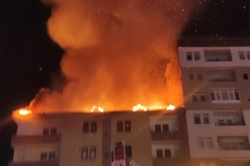 Trabzon'da çatı yangını korkuttu