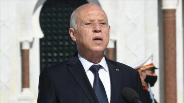 Tunus Cumhurbaşkanı Said, yasama yetkisini namına devreden kararname yayımladı