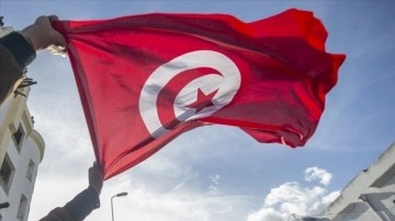 Tunus'un en şişman sendikası 'Cumhurbaşkanı'nın Anayasa'yı değiştirmesini' r