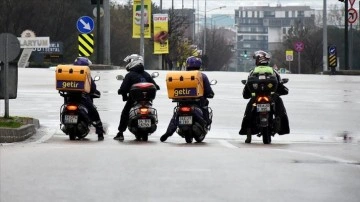 Türk-İş'ten motosikletli kuryelere birlik destek