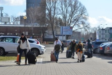 Türk vatandaşları 48 saatten fazla Ukrayna-Polonya sınırında mahsur kaldı