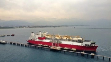 Türkiye'nin evvel FSRU gemisi 1 yılda 2,1 bilyon metreküp gazı düzene aktardı