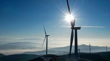 Türkiye'nin rüzgar enerjisi yerleşmiş gücü 10 bin 585 megavata ulaştı