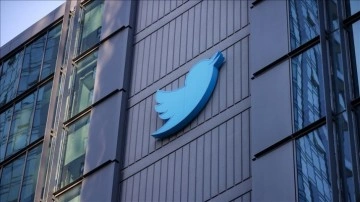 Twitter, önceki çeyrekte kullanıcı sayısı ve hasılatını artırdı