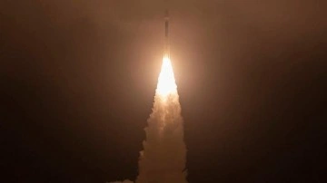 Uganda önce uydusunu uzaya gönderdi