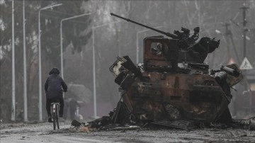 Ukrayna: Rusya, Kırım’a karadan geçenek ayırmak düşüncesince doğudaki saldırılarını sürdürüyor