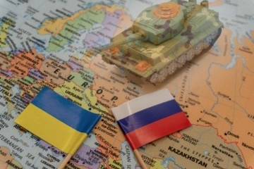 Ukrayna: 'Rusya'ya ait çıkarma gemisini vurduk'