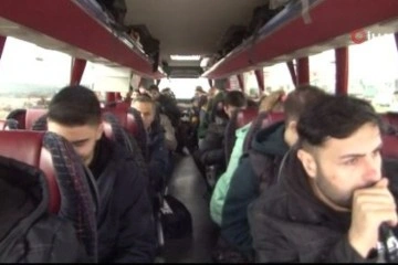 Ukrayna’dan gelen Türkler otobüsün zarfında İHA’ya konuştu