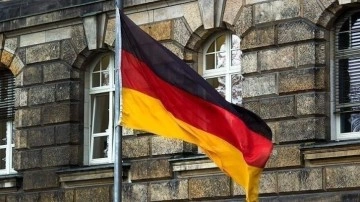 Ukrayna'ya ciddi silah sevkiyatı önergesi Alman Meclisinde bildirme edildi