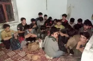 Van’da 43 düzensiz göçmen yakalandı