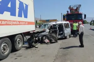 Van’da trafik kazası: 1 ölü, 4 yaralı