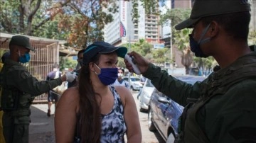 Venezuela'da halkın yüzdelik 74'ü Kovid-19'a üzerine aşılandı