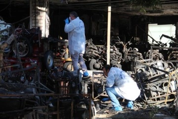 Yangında yanan 3 milyon değerindeki 250 motosikletten geriye 5'i sağlam kaldı