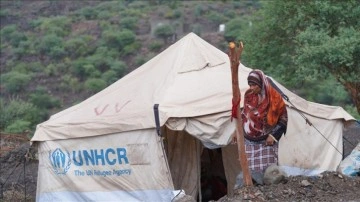 Yemen'de savaştan kaçan mültecilere 5 toy dinlenme kampı yapılacak