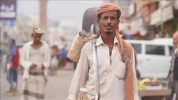 Yemenli gündelik işçiler, açlıkla savaş ediyor