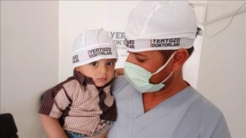 Yeryüzü Doktorları, iç savaşın sürdüğü Suriye'de 11 senedir iflah dağıtıyor