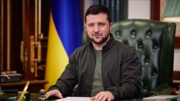 Zelenskiy: Ukrayna'daki kimi partilerin faaliyetinin askıya alınmasına değişmeyen verildi