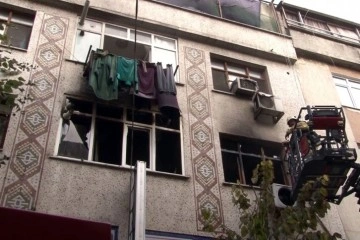 Zeytinburnu’da yabancı uyruklu kişilerin kaldığı evde yangın paniği